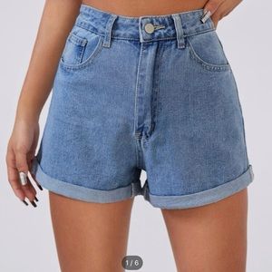 NWOT SHEIN High Waist Roll Up Hem Denim Shorts in Medium Wash, Size S(4)
